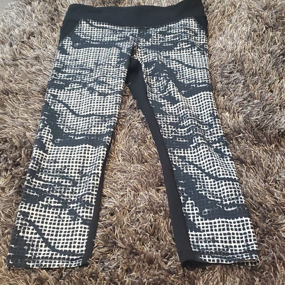 Under Armour Womens Athletic Leggings